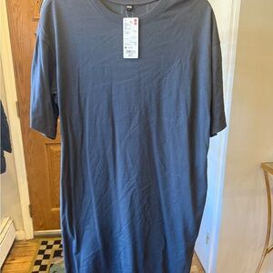 Uniqlo M women’s dark gray dress